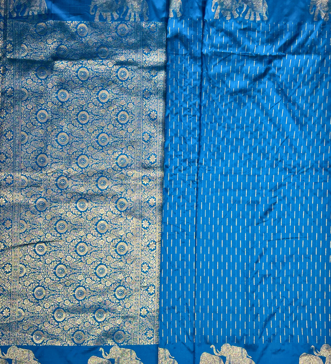 Soft Silk Borderless Saree