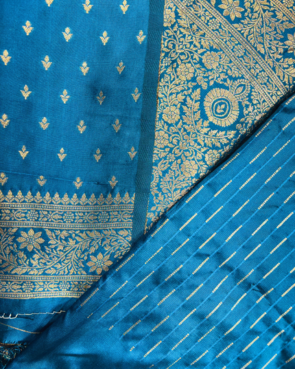 Soft Silk Borderless Saree