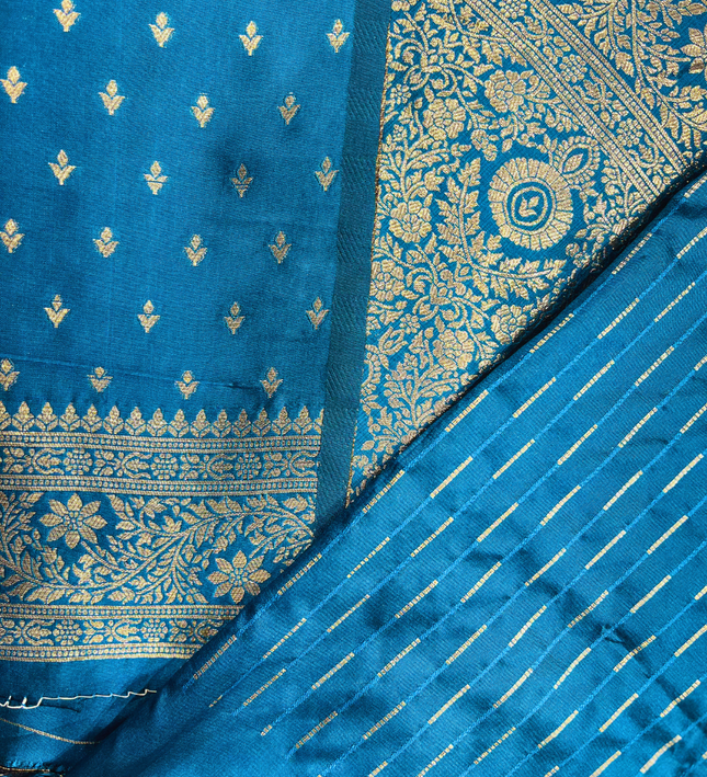 Soft Silk Borderless Saree